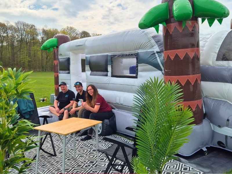 Wohnwagenhüpfburg in Hameln auf einem Camping-Event